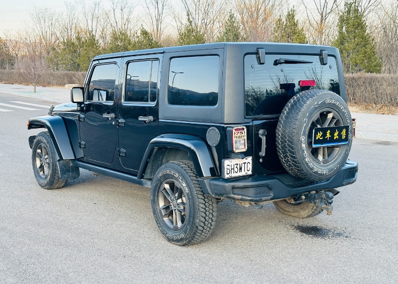太原17年Jeep牧馬人7