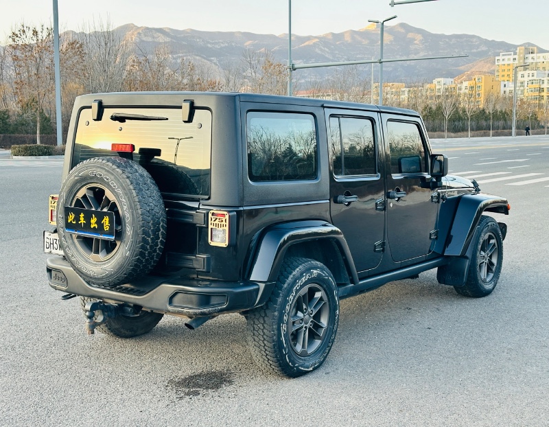 太原17年Jeep牧馬人9
