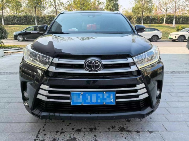 武汉21年丰田汉兰达1