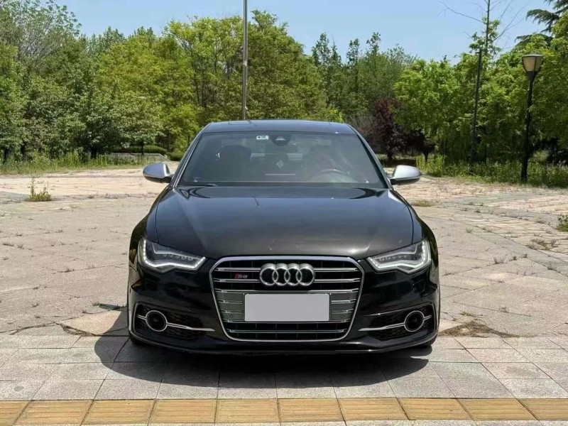 济宁15年奥迪S61