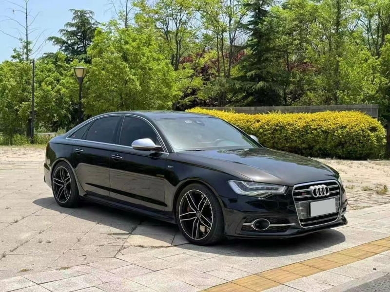 济宁15年奥迪S62