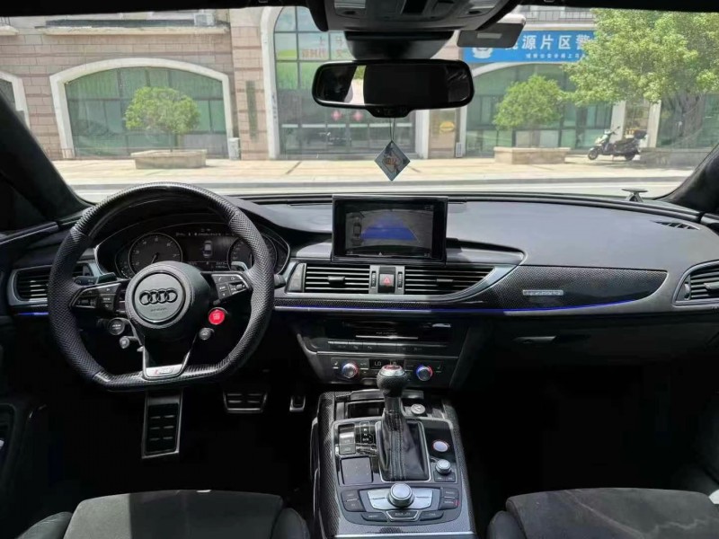 济宁15年奥迪S69