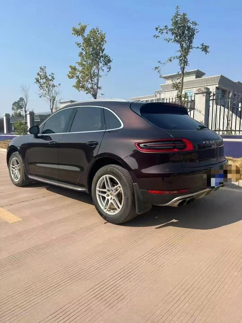 广州16年保时捷Macan8