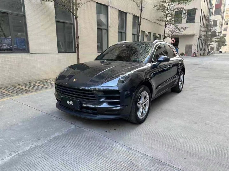 佛山19年保时捷Macan2