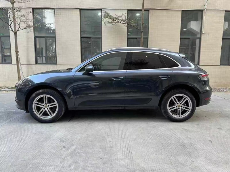 佛山19年保时捷Macan8