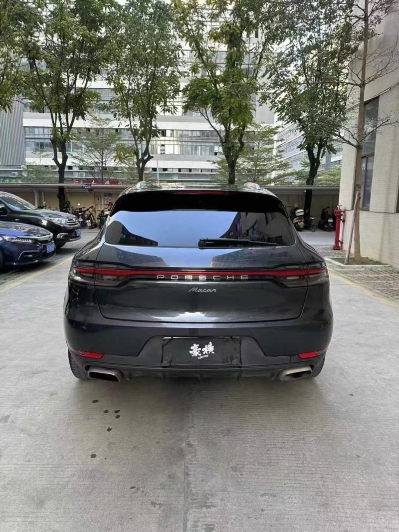 佛山19年保时捷Macan9
