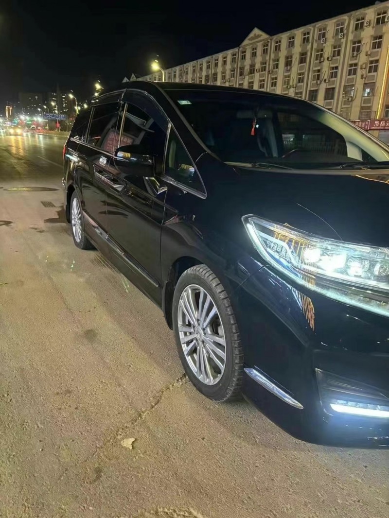 济宁16年本田艾力绅5