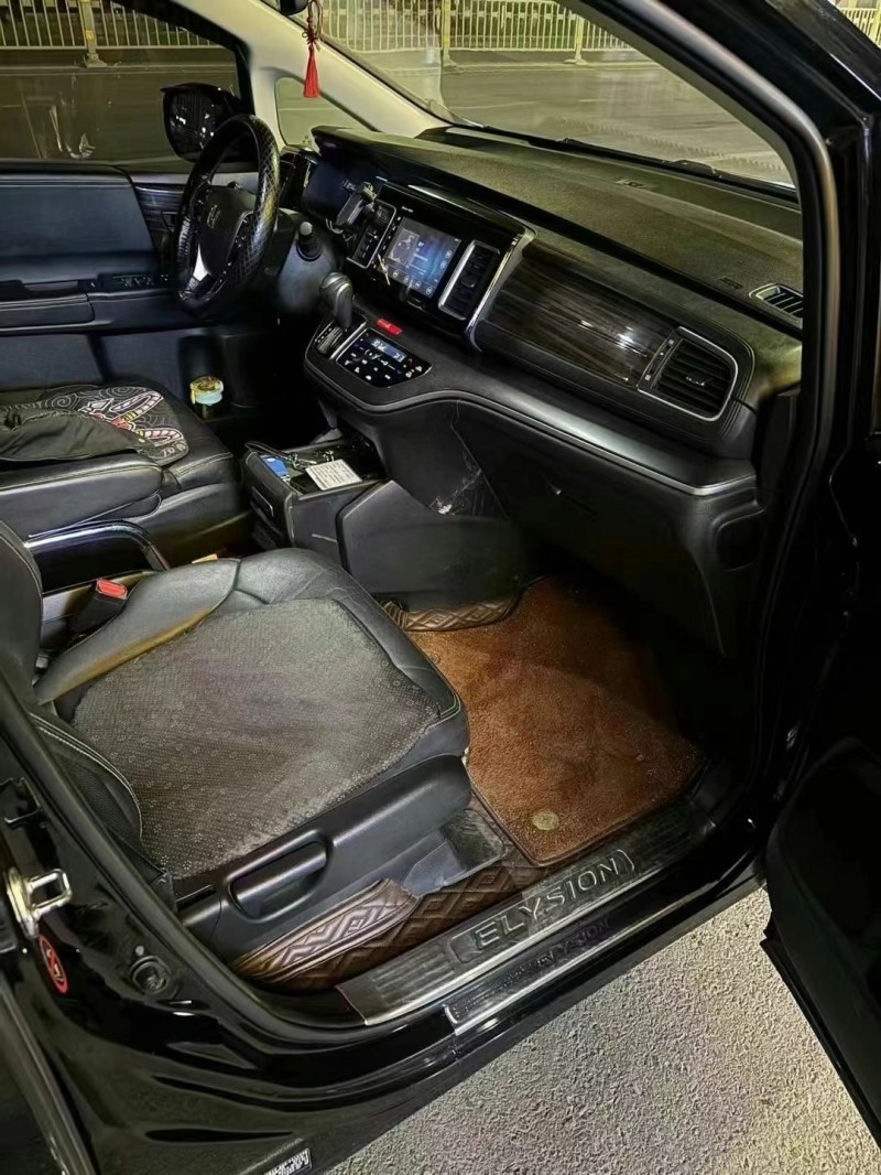 济宁16年本田艾力绅6