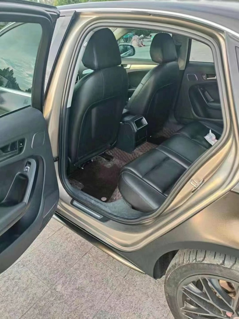 济宁14年奥迪A4L4