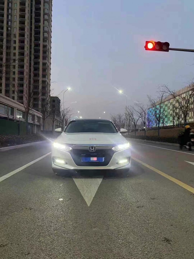 徐州19年本田雅阁1