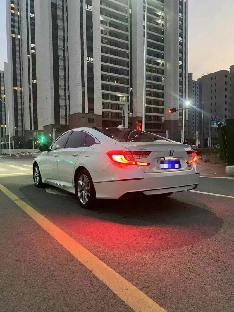 徐州19年本田雅阁5