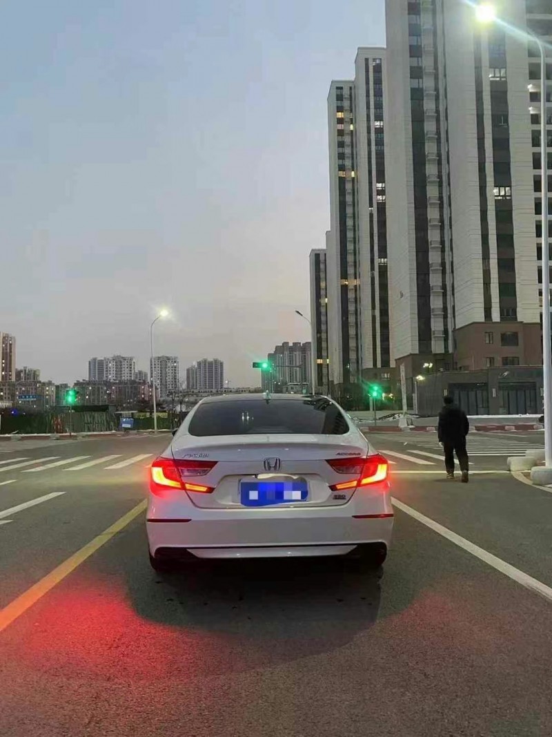 徐州19年本田雅阁9