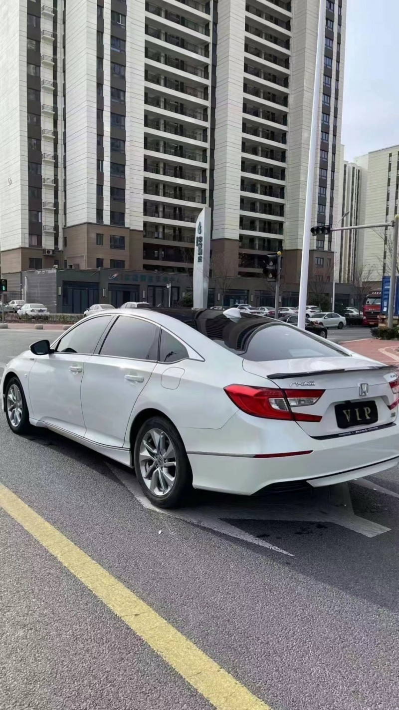徐州19年本田雅阁4