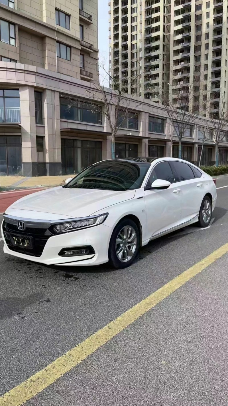 徐州19年本田雅阁5