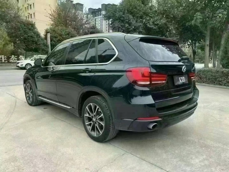 济宁15年宝马X57