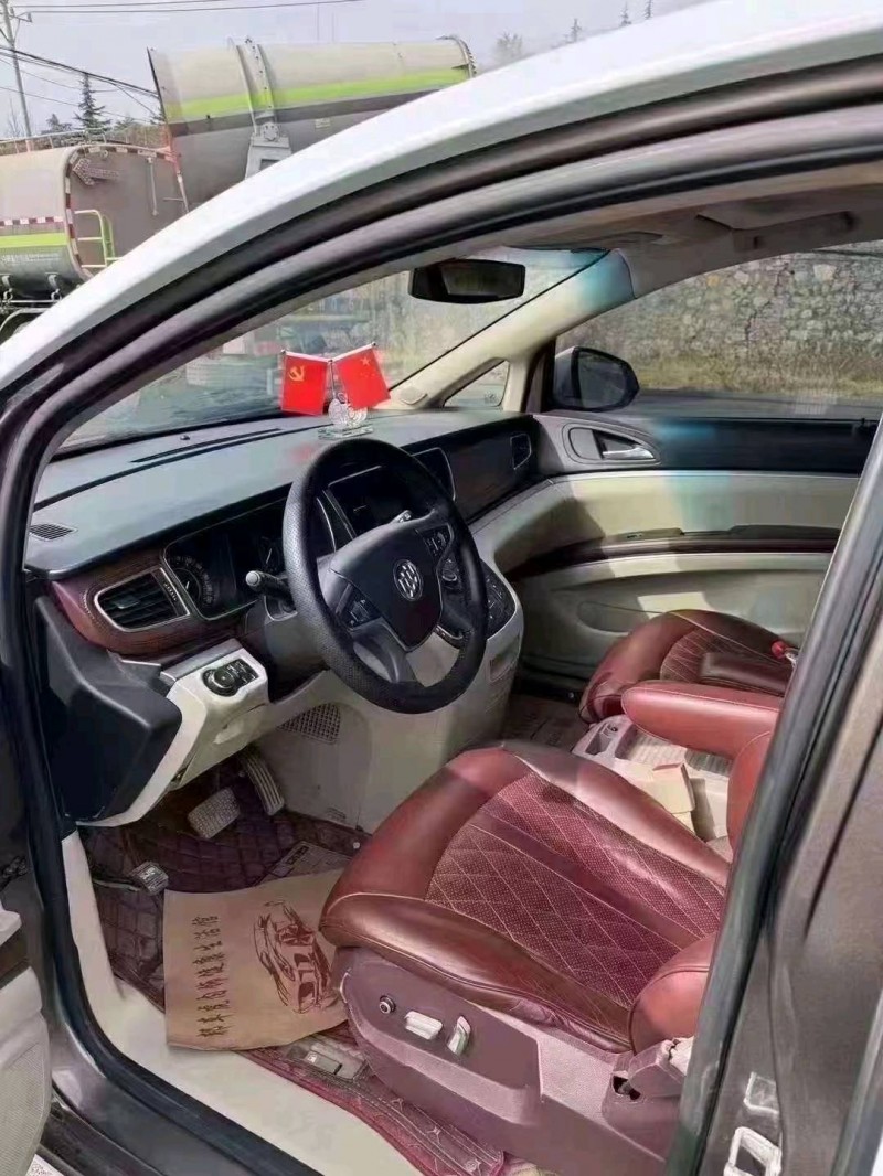 邢台18年别克GL84