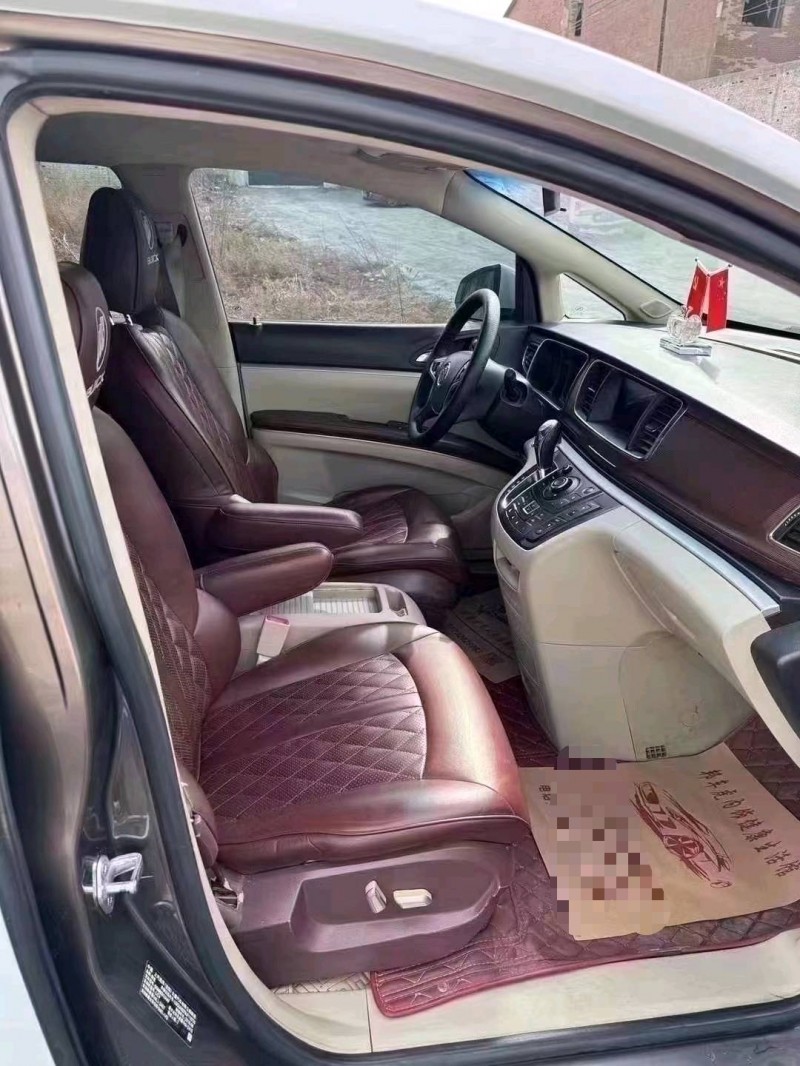 邢台18年别克GL88