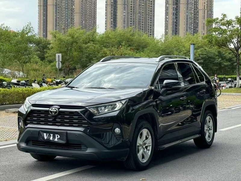 东莞23年丰田RAV4荣放3