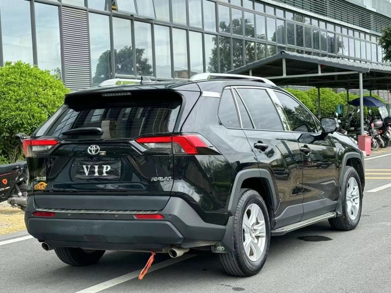 东莞23年丰田RAV4荣放7