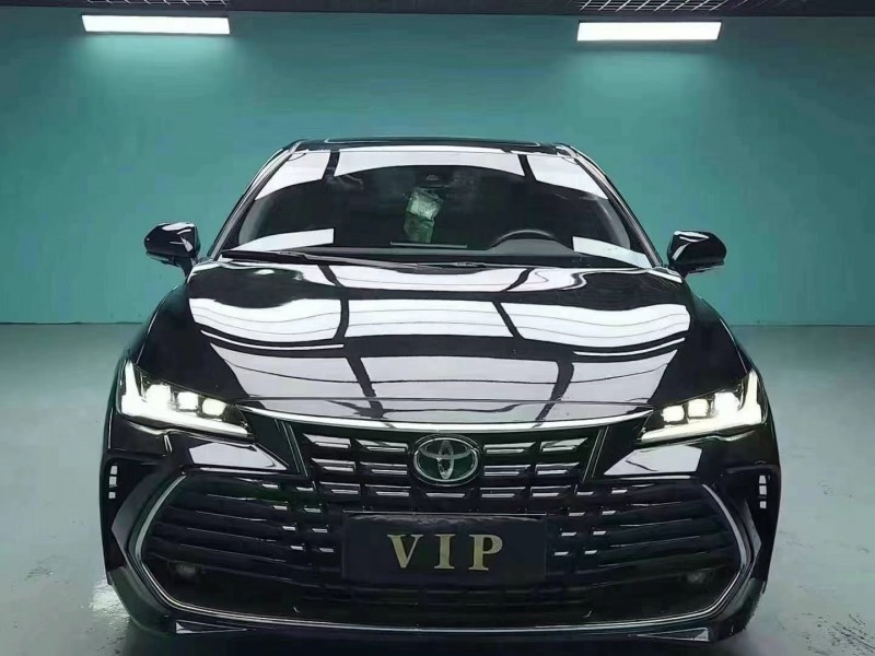 成都22年丰田亚洲龙1