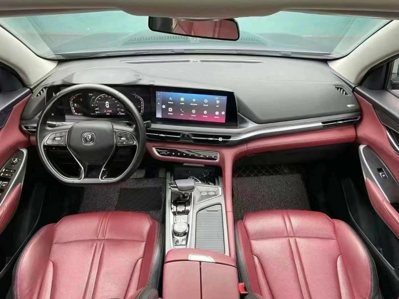 成都20年长安汽车CS756