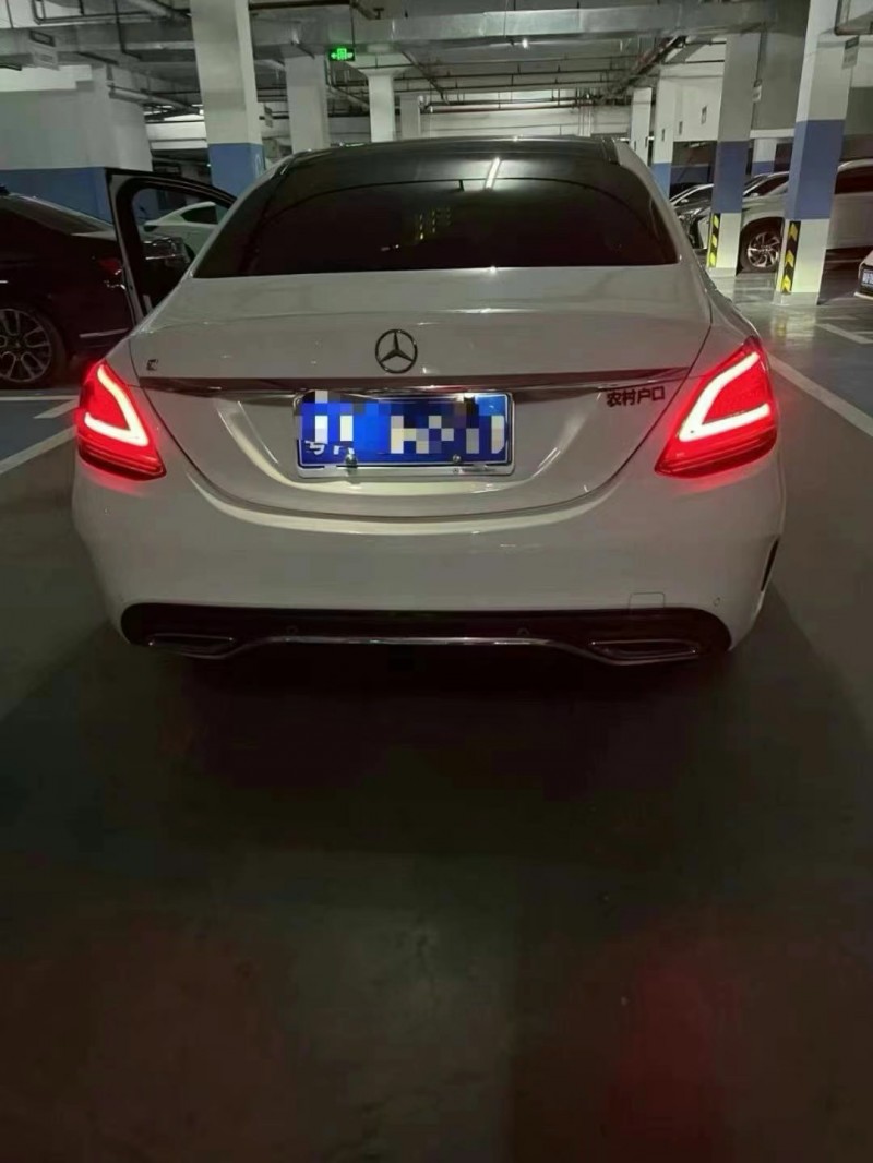 广州20年奔驰C6