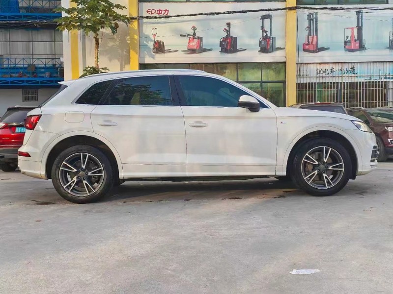 佛山21年奥迪Q57
