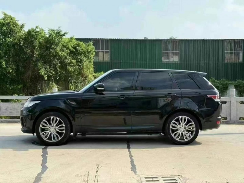 佛山16年路虎揽胜运动3