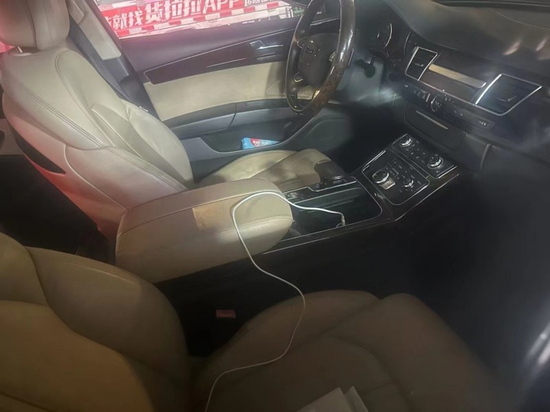深圳11年奧迪A8L5