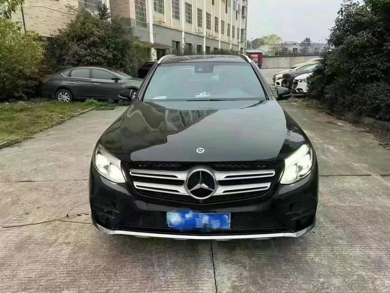 广州19年奔驰GLC1