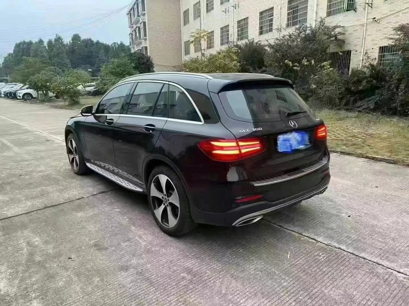 广州19年奔驰GLC7