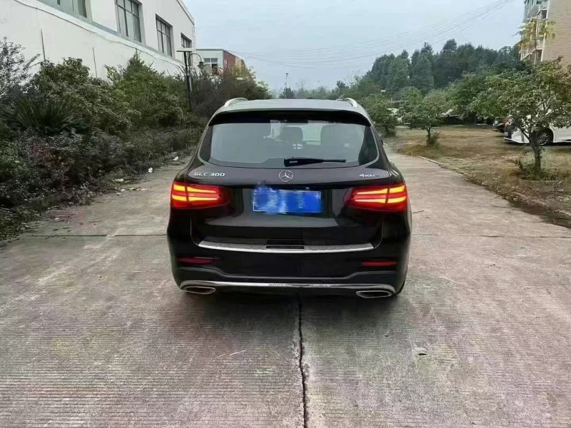 广州19年奔驰GLC9