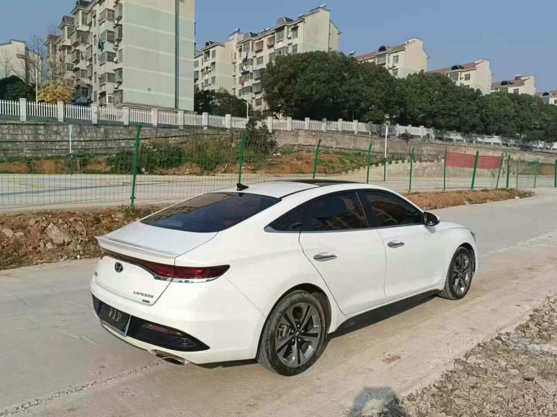 济宁19年现代菲斯塔3