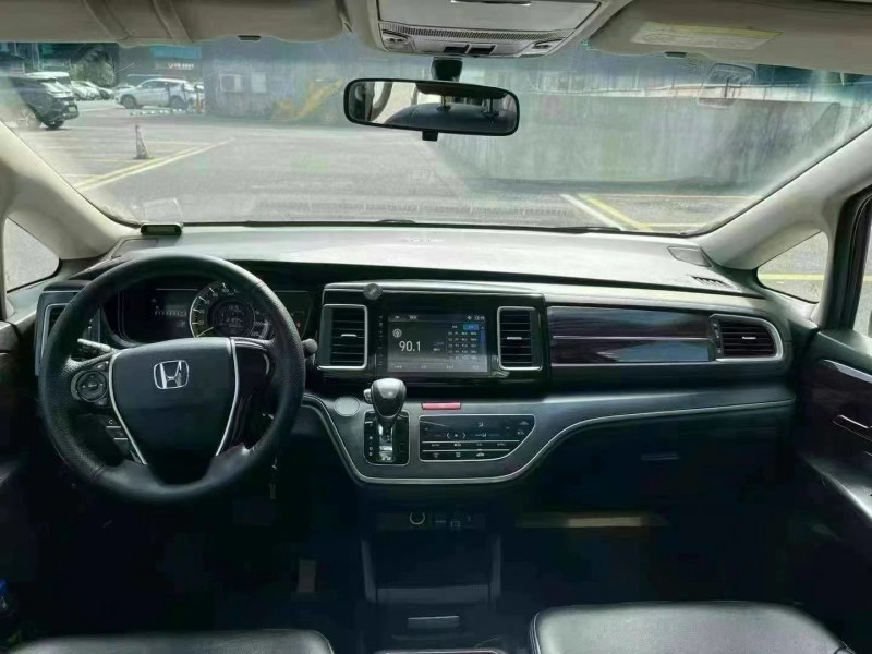 佛山17年本田艾力绅6