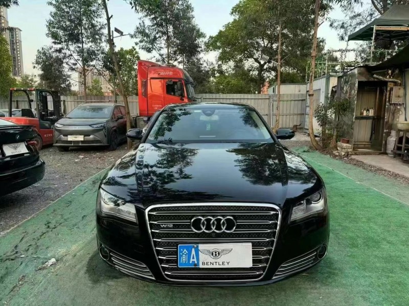 中山13年奧迪A8L1