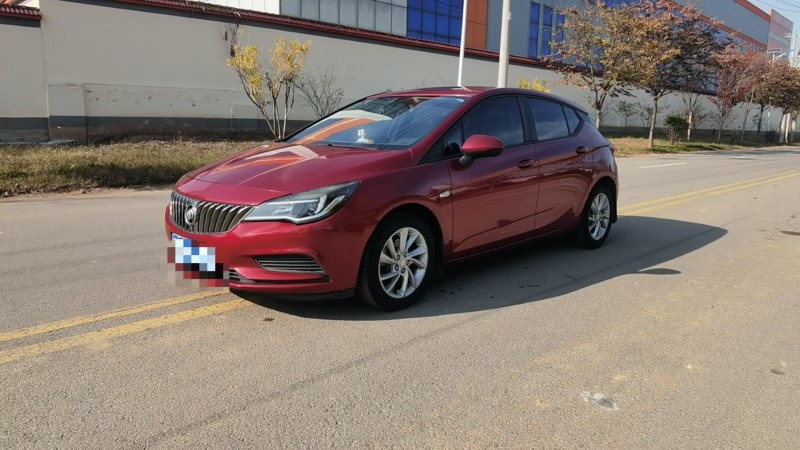 徐州17年别克威朗2