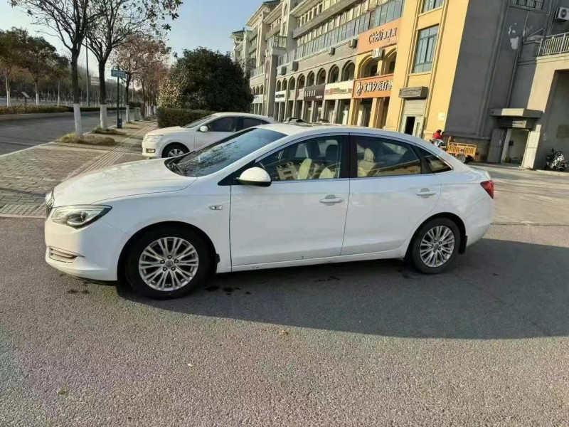 盐城16年别克英朗2