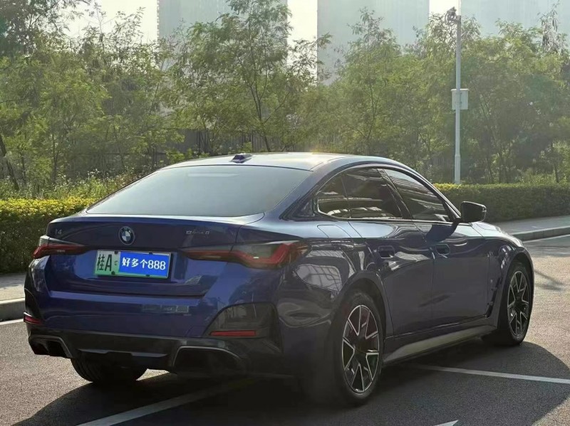 广州23年宝马i44