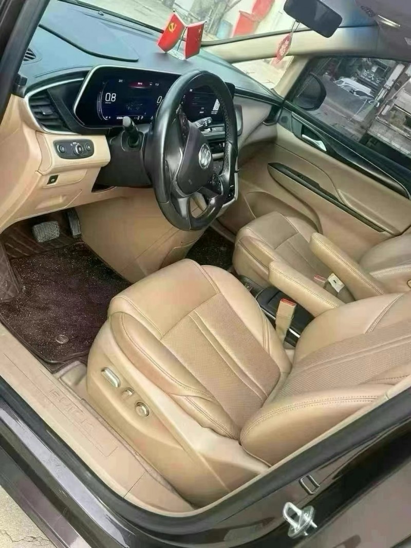 济宁20年别克GL86