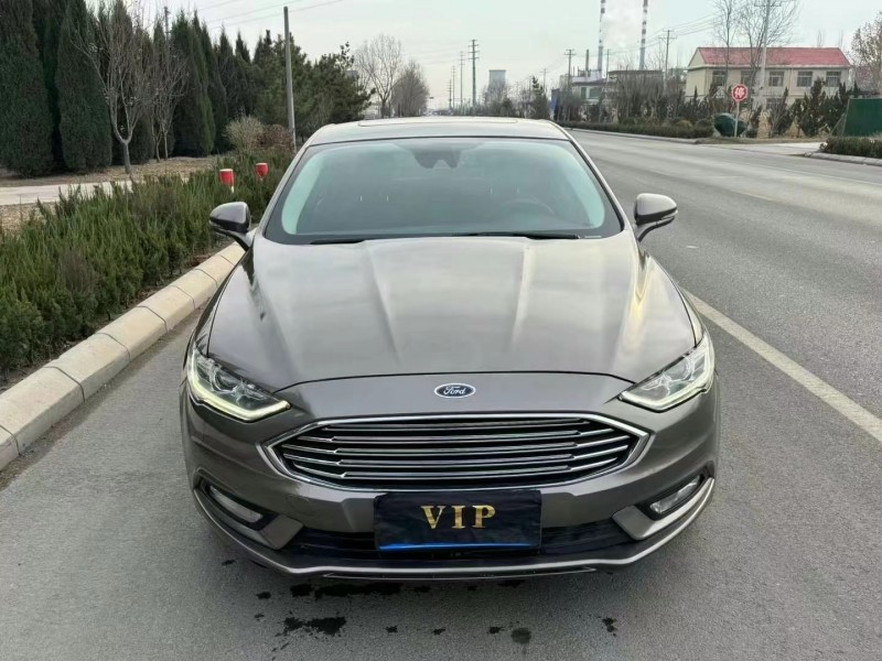 济宁17年福特蒙迪欧1