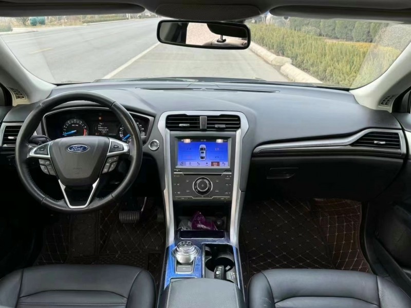 济宁17年福特蒙迪欧8