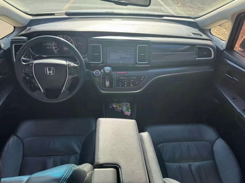 保定18年本田艾力绅8