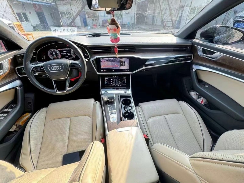 济宁23年奥迪A6L4