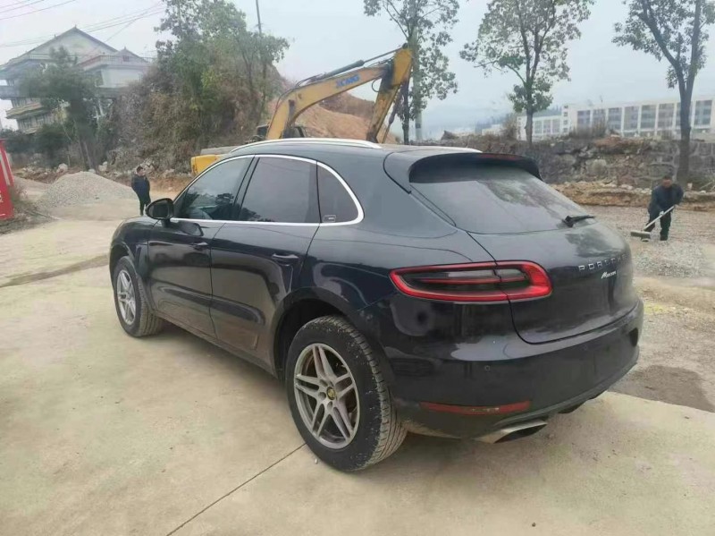 益阳18年保时捷Macan2