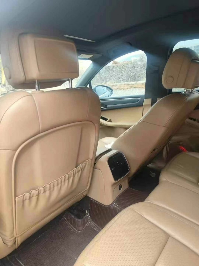 益阳18年保时捷Macan4