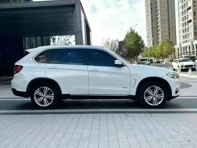 徐州17年宝马X58