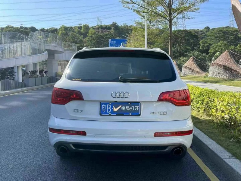深圳14年奧迪Q79