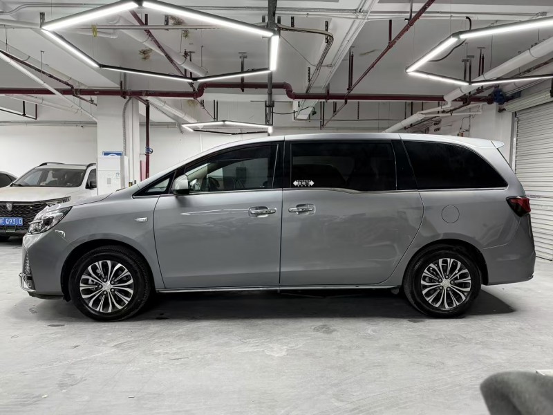 广州23年别克GL84