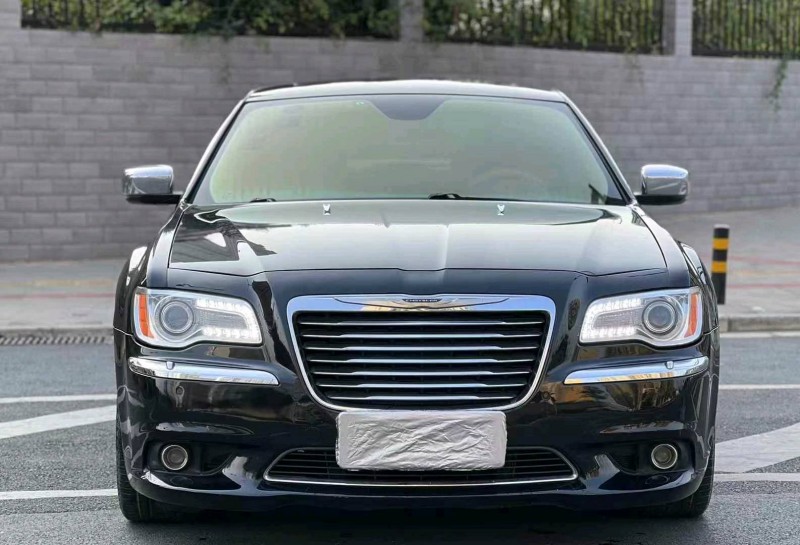 鄭州14年克萊斯勒300C1