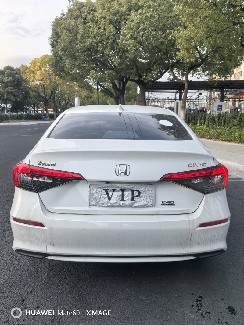 泰州23年本田思域4